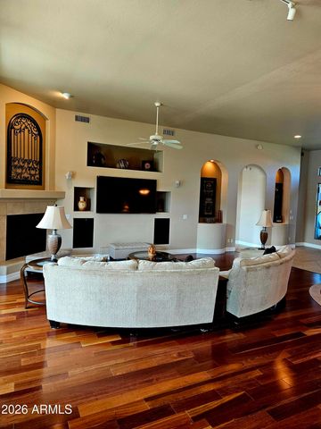 1801 W LYNX Way, Chandler, AZ 85248