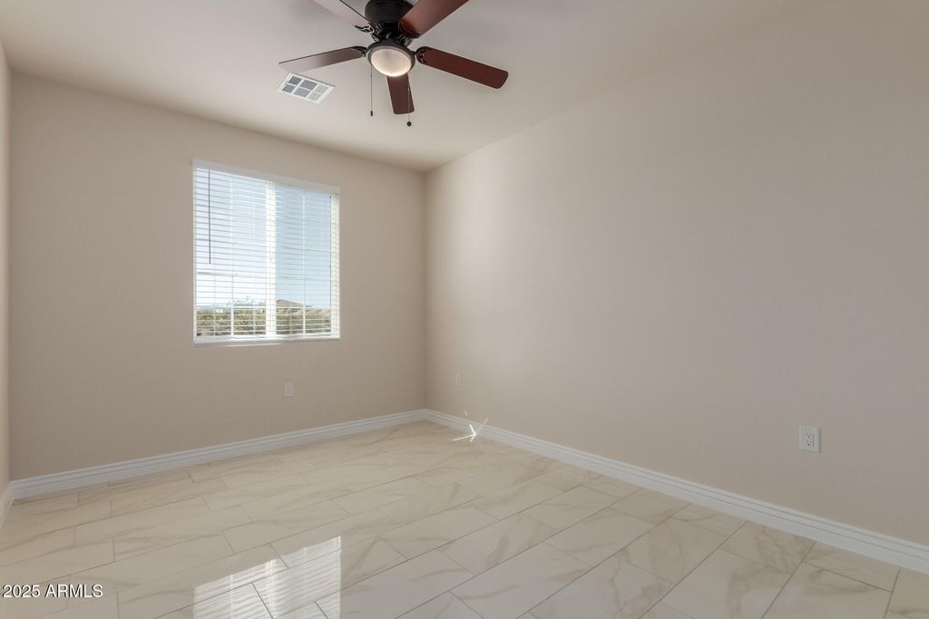 Image 24 of property listing at 5415 S 360TH Avenue, Tonopah, AZ 85354