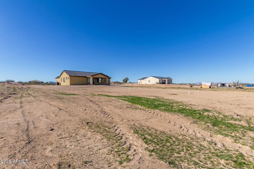 Image 32 of property listing at 5415 S 360TH Avenue, Tonopah, AZ 85354