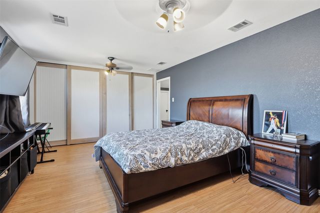 397 Rs County Road 4452, Point, TX 75472