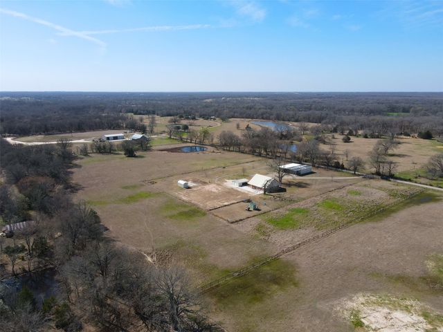 397 Rs County Road 4452, Point, TX 75472