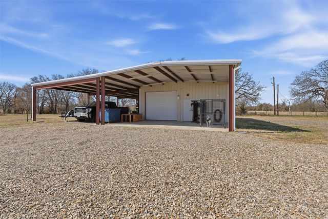 397 Rs County Road 4452, Point, TX 75472