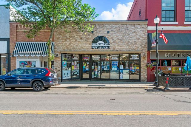 2030 Mainstreet, Hopkins, MN 55343