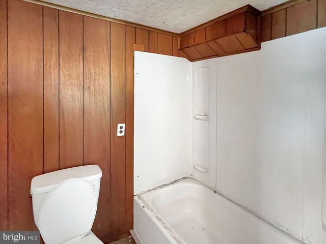 3607 CHESTNUT HILL RD, Harpers Ferry, WV 25425