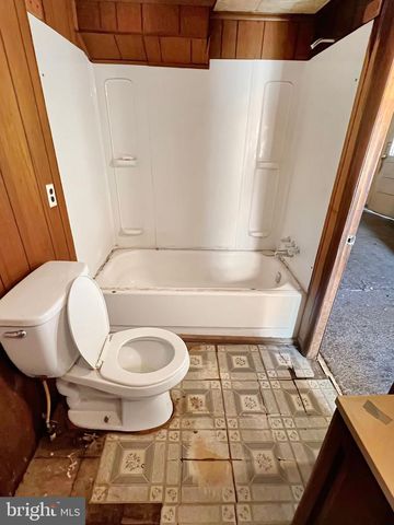 3607 CHESTNUT HILL RD, Harpers Ferry, WV 25425