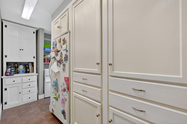 38 Clarkes Lane, Milton, NY 12547