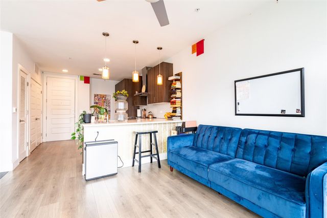 2213 Poquito ST 109, Austin, TX 78722