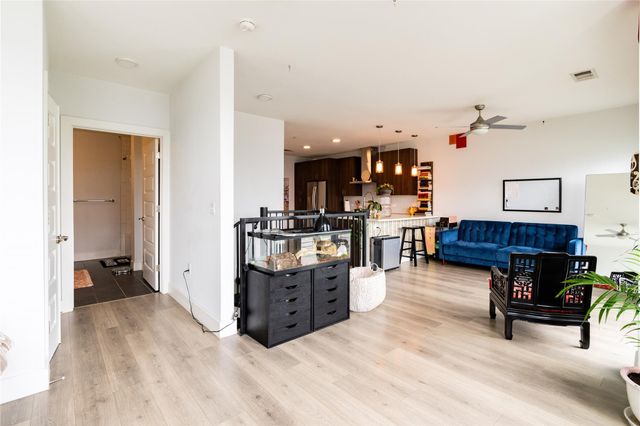 2213 Poquito ST 109, Austin, TX 78722