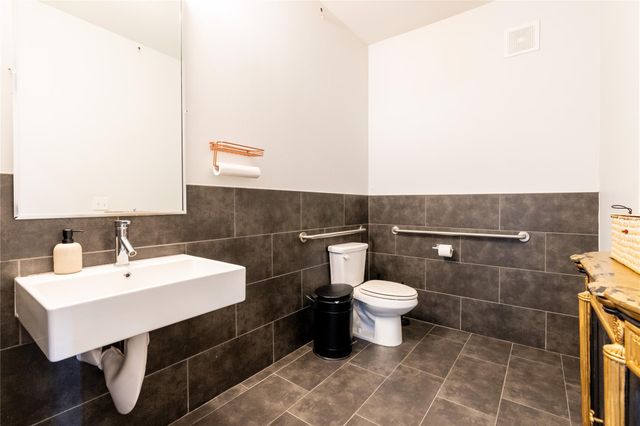 2213 Poquito ST 109, Austin, TX 78722