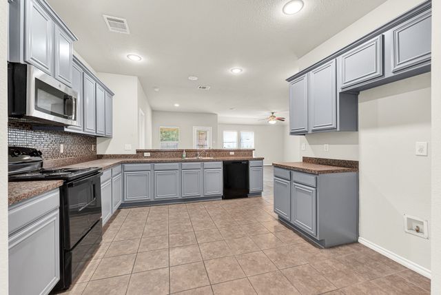 144 Meadow Crest Drive, Princeton, TX 75407
