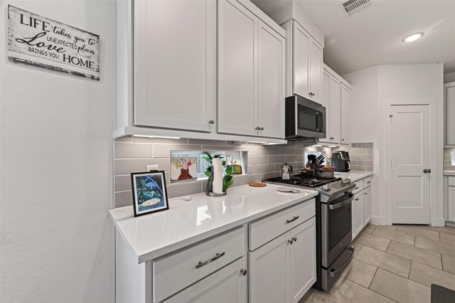 7803 Swooping Swallow Lane, Katy, TX 77493