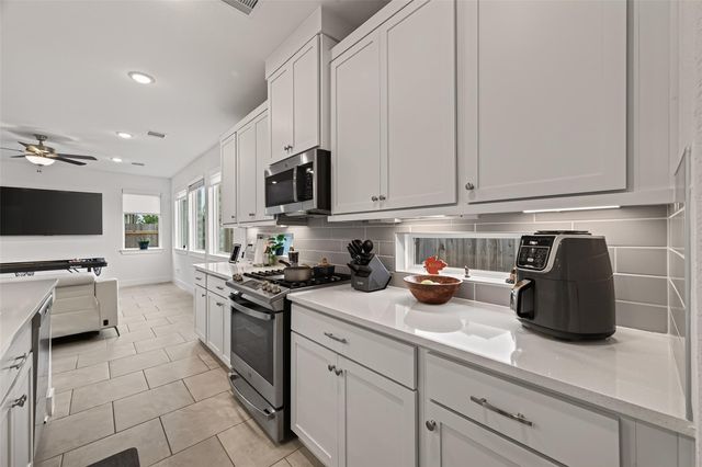 7803 Swooping Swallow Lane, Katy, TX 77493