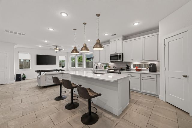 7803 Swooping Swallow Lane, Katy, TX 77493