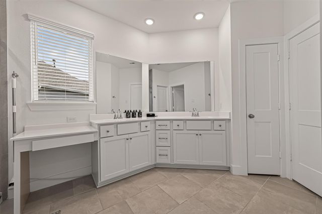 7803 Swooping Swallow Lane, Katy, TX 77493