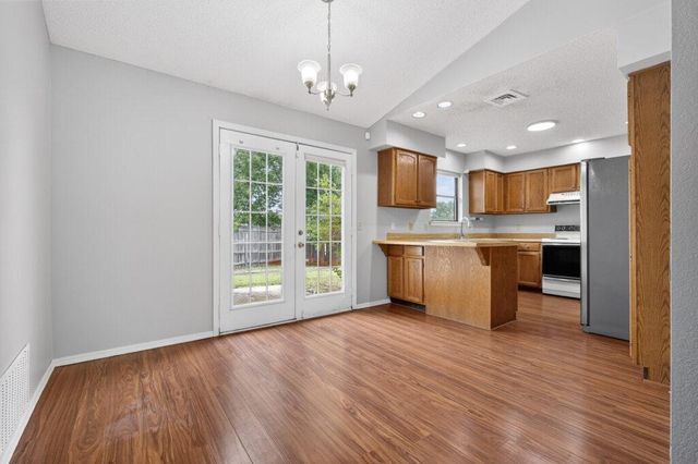 6701 NW 124th Terrace, Oklahoma City, OK 73142