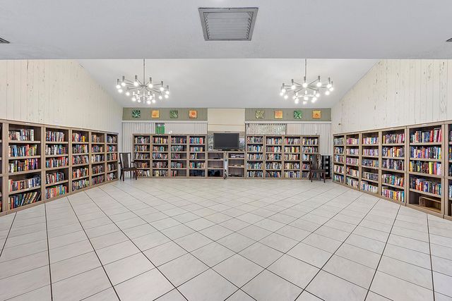 2236 N Cypress Bend Drive, Pompano Beach, FL 33069