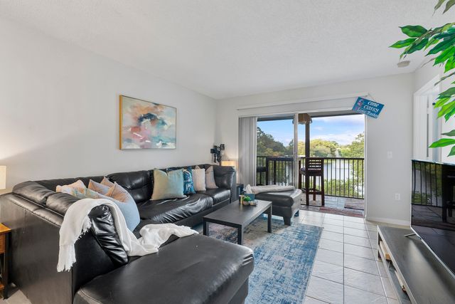 2236 N Cypress Bend Drive, Pompano Beach, FL 33069