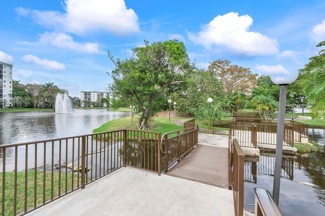 2236 N Cypress Bend Drive, Pompano Beach, FL 33069