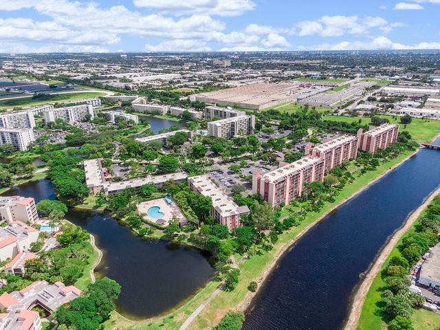 2236 N Cypress Bend Drive, Pompano Beach, FL 33069
