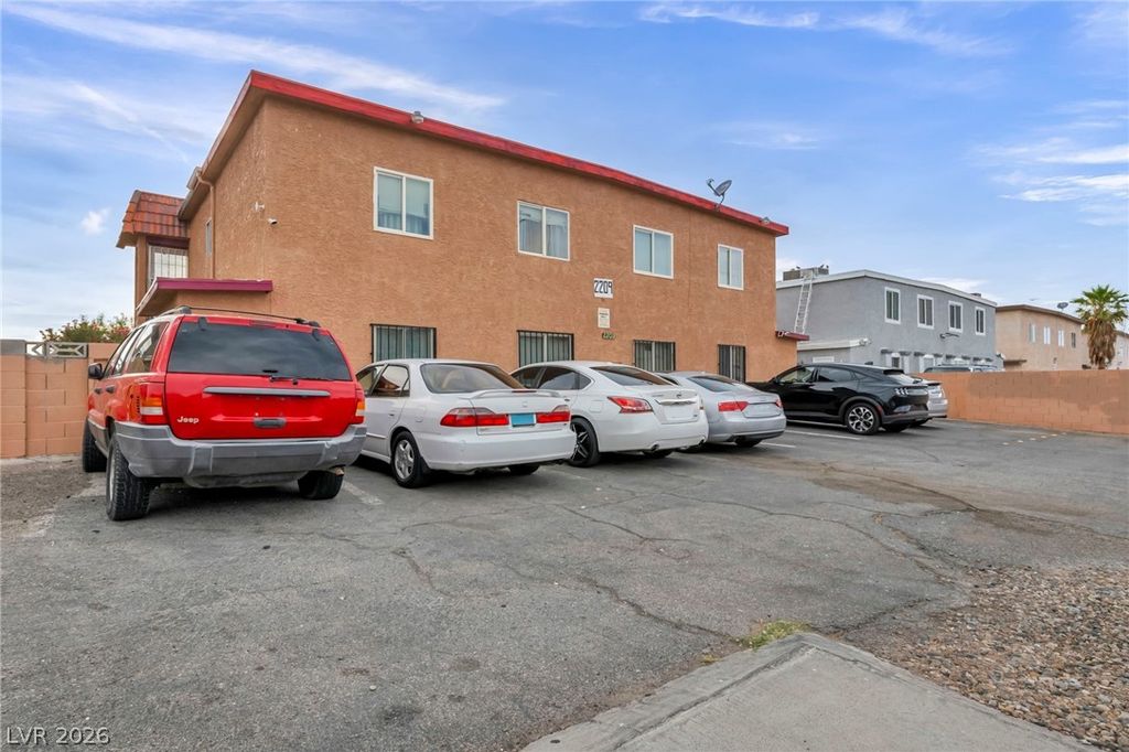 2209 Exeter Drive, Las Vegas, NV 89156 — photo 4