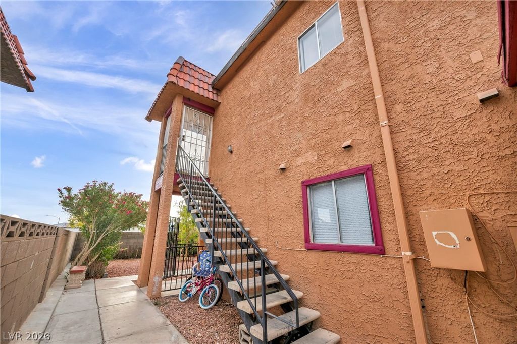 2209 Exeter Drive, Las Vegas, NV 89156 — photo 5
