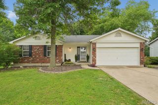 207 Flynn Court, St Peters, MO 63376