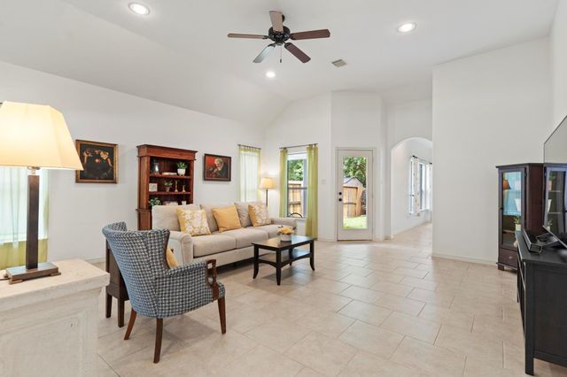 1766 Canyon Lake Creek Drive, Conroe, TX 77304