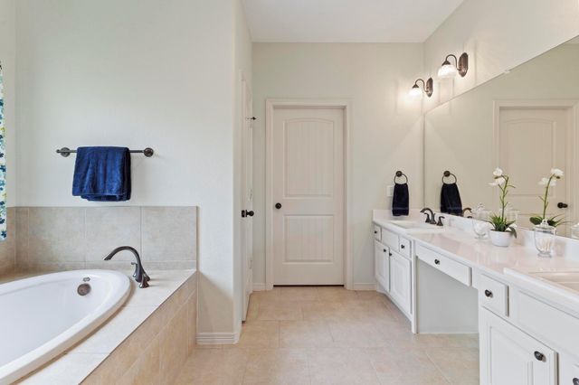 1766 Canyon Lake Creek Drive, Conroe, TX 77304