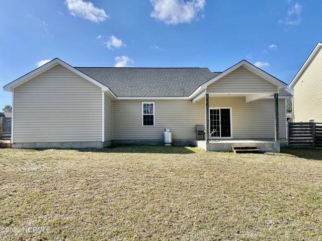 770 Jim Grant Avenue, Sneads Ferry, NC 28460