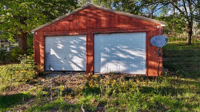 14497 Farm Road 1145, Cassville, MO 65625