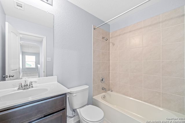 1618 MOSSY JASPER, San Antonio, TX 78245