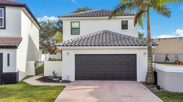 6992 SW 148th Lane, Davie, FL 33331