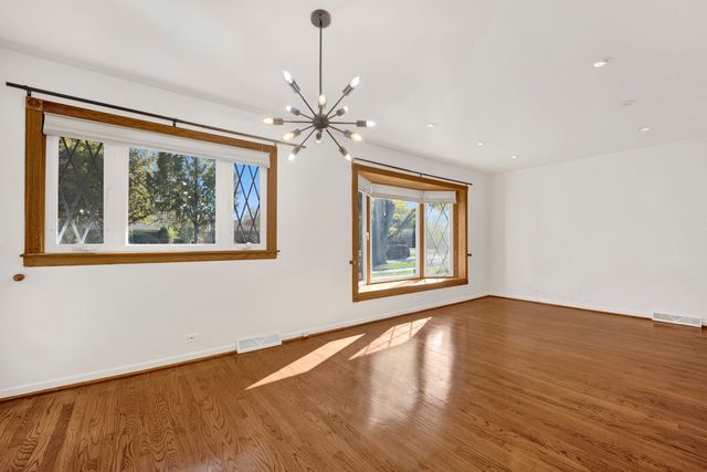 9410 Lawler Avenue, Skokie, IL 60077