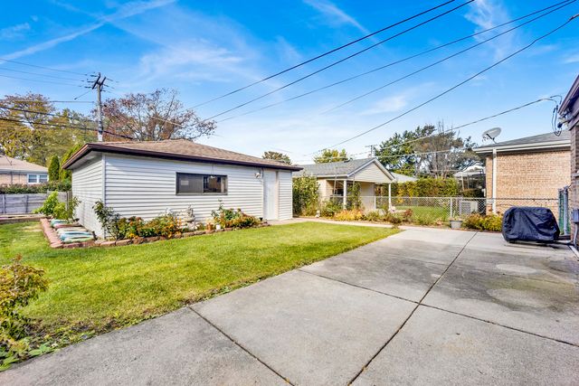 9410 Lawler Avenue, Skokie, IL 60077