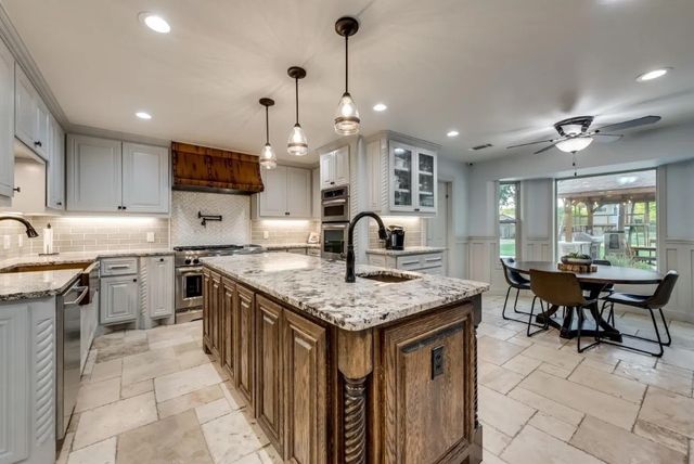 51 Stage Coach Road, Fort Worth, TX 76244