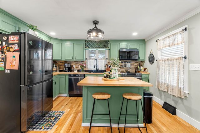 63 Tampa Street, Nashua, NH 03064