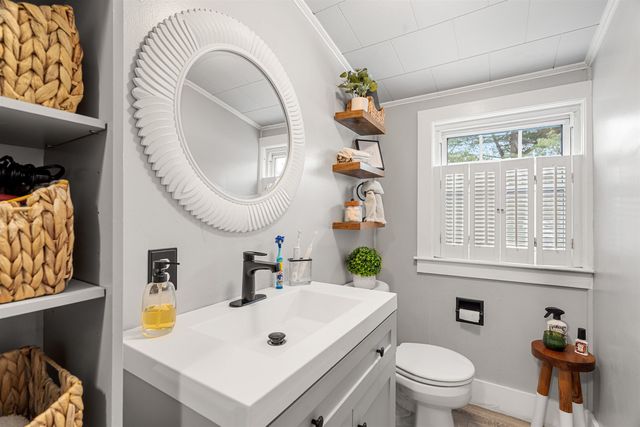 63 Tampa Street, Nashua, NH 03064