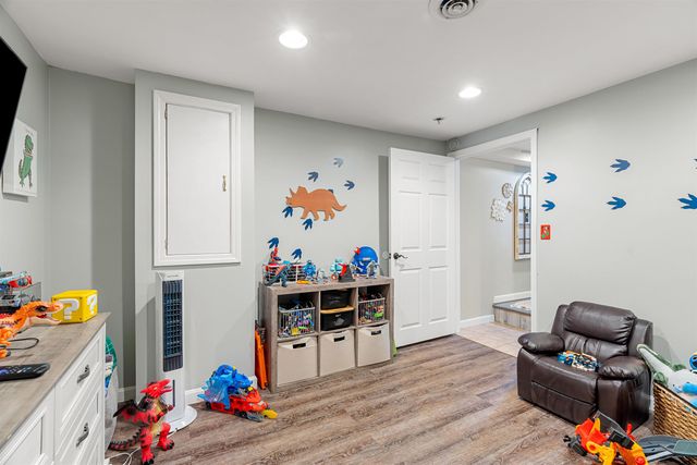 63 Tampa Street, Nashua, NH 03064