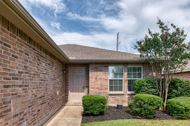 9020 Noontide Drive, Fort Worth, TX 76179