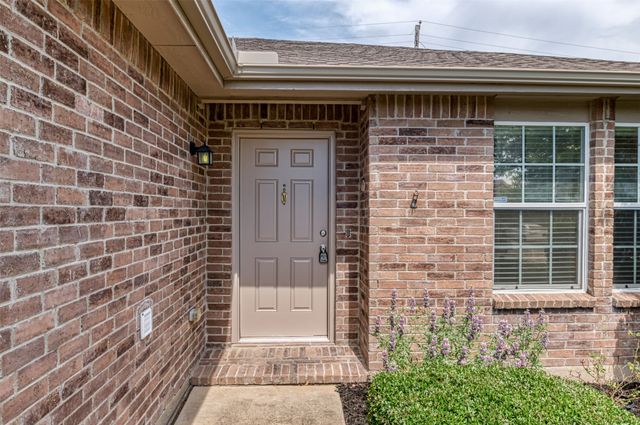9020 Noontide Drive, Fort Worth, TX 76179