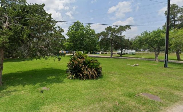 4307 Crosby Cedar Bayou Road, Baytown, TX 77521