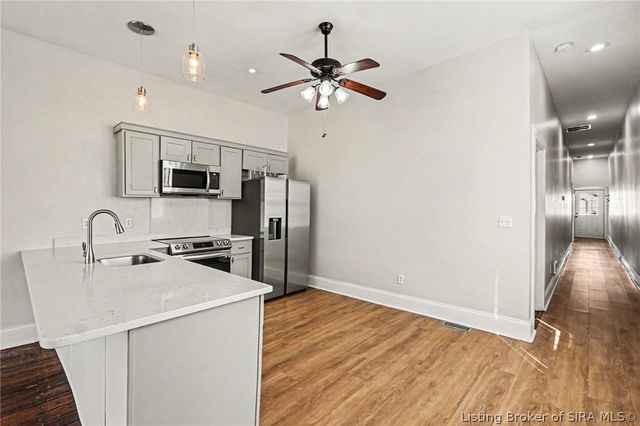 920 Main Street W, Madison, IN 47250