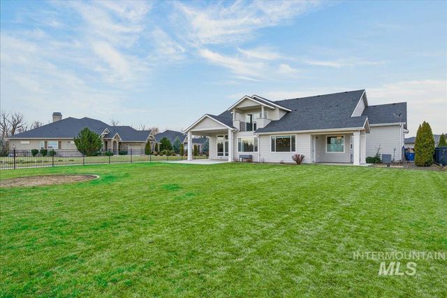 604 S Rivermist Ave, Star, ID 83669
