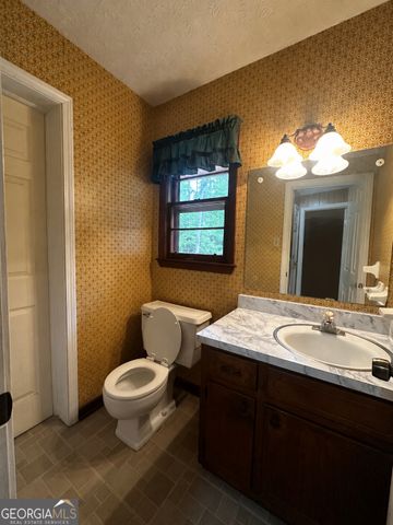 12276 Flat Shoals Road, Covington, GA 30016