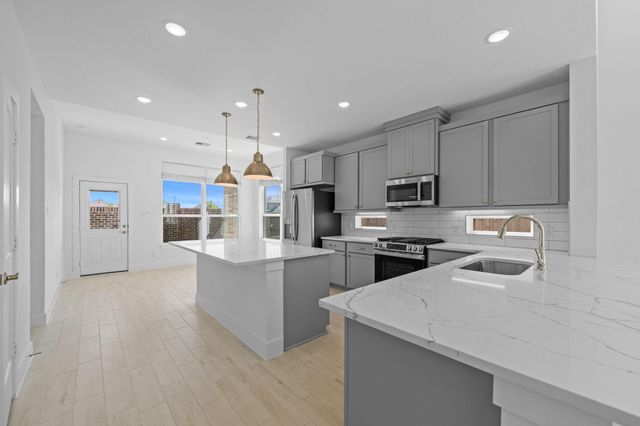 19307 Poppy Village Circle, Magnolia, TX 77355