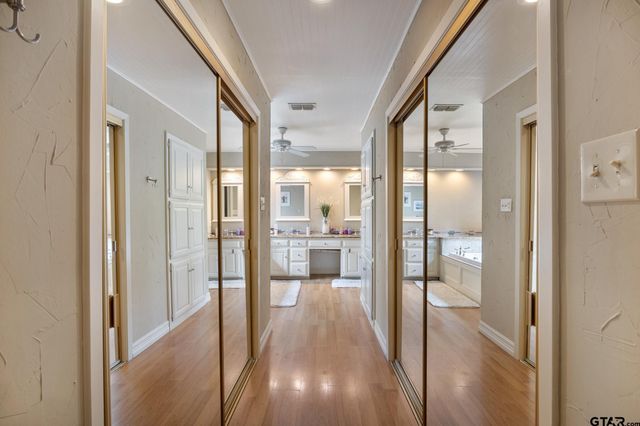 807 Fox Cove St, Tyler, TX 75703