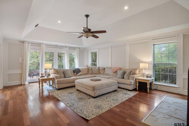 807 Fox Cove St, Tyler, TX 75703
