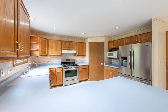 3740 109th STREET, Pleasant Prairie, WI 53158