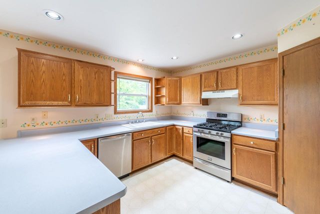 3740 109th STREET, Pleasant Prairie, WI 53158