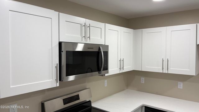 5933 JAMMES Road, Jacksonville, FL 32244